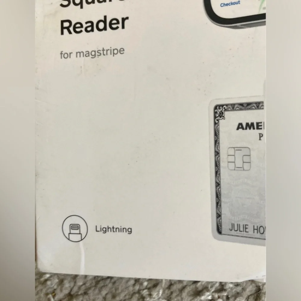 Square card reader lightning port NEW